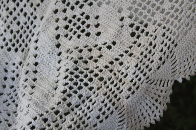 photo of zigzag pattern vintage crochet lace, handmade heavy cotton lace tablecloth or throw #10